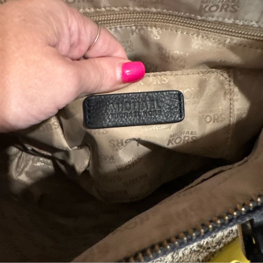 Michael Kors Navy MK Logo Tote Bag - Picture 7 of 9